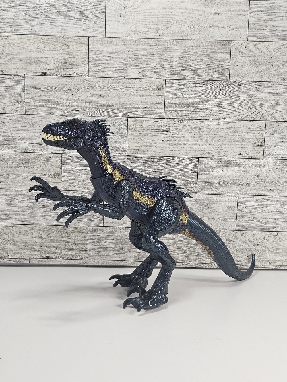 Jurassic World Indoraptor Track ‘N Attack 15" Dinosaur *Lights & Sounds*WORKS
